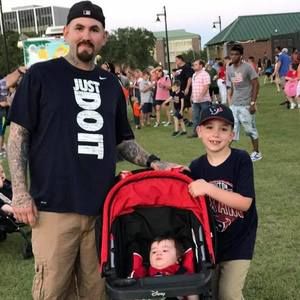 Meet your Posher, Chris